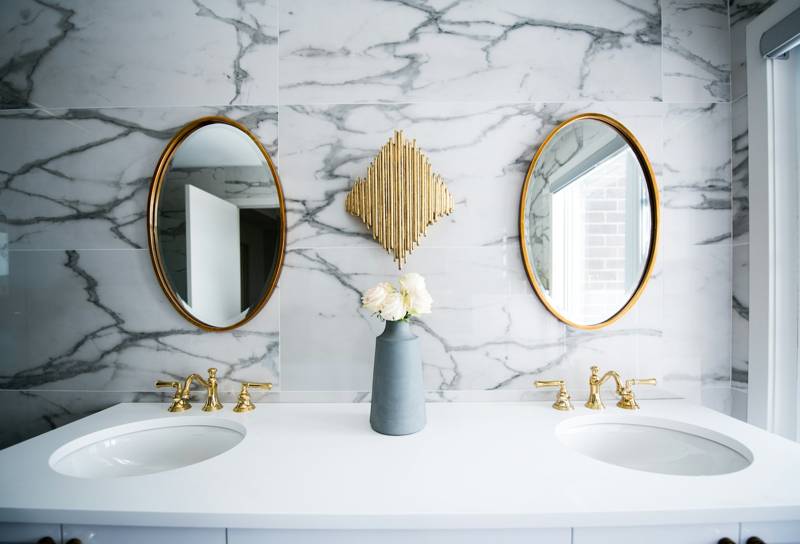 Bathroom double vanity with mirrors and hardware
